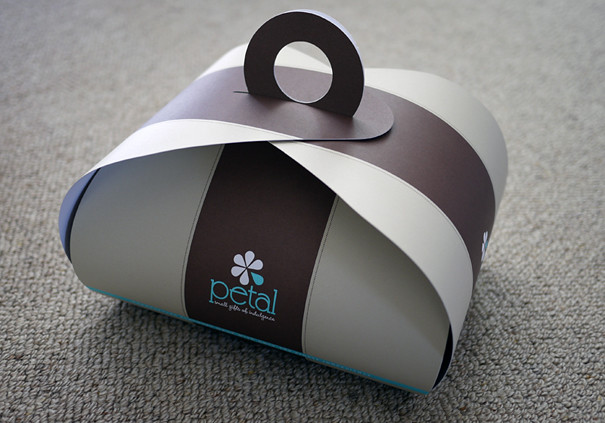 Petal Cupcakes Box