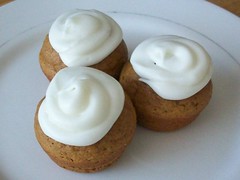 Pumpkin Spice Mini Cupcakes w/ Cream Cheese Icing