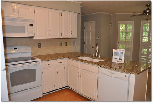 Kitchen Layout Ideas For Small Kitchens. Home Staging Atlanta Kitchen 2