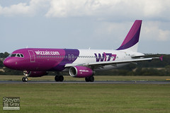 HA-LWE - 4372 - Wizzair - Airbus A320-232 - 100909 - Luton - Steven Gray - IMG_9215