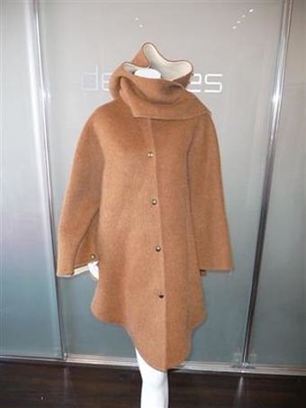 Hermes snap cape in mohair with hood front