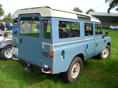 Land Rover 109 SIII 1974 2 Tostedt 2010
