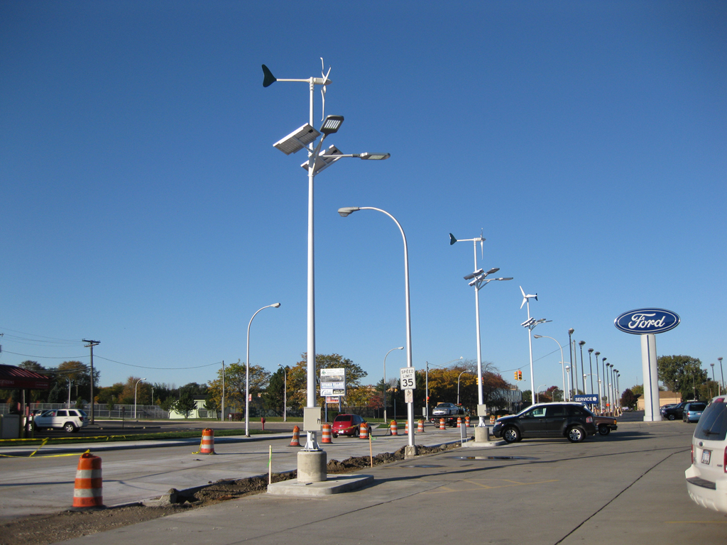 Wind & Solar Powered Lights on Nine Mile Rd at Roy O'Brien Ford