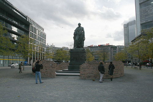 Goethe-Statue