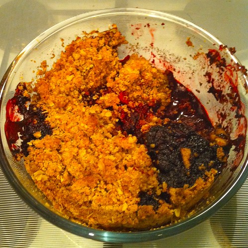 blackberry and apple crumble