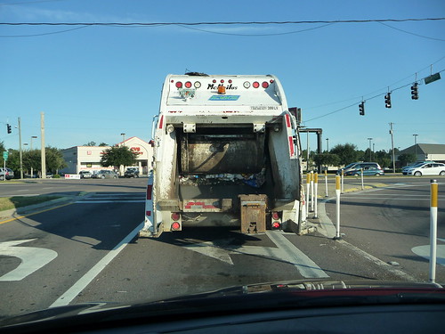 Garbage Truck - Milton, FL