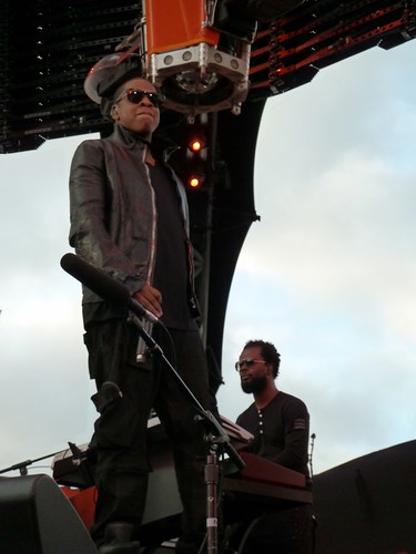 U2 360 and Jay-Z Auckland New Zealand 25 November - 01