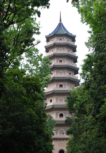 j34 - Línggǔ Pagoda through the Trees