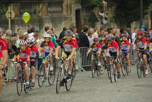Kids race at the 2010 Tour de France