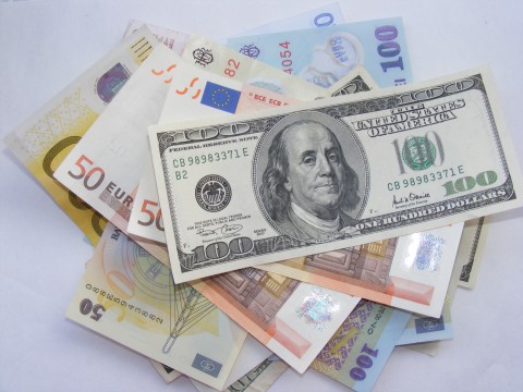Money-Euro-USD-LEI_53073-480x360