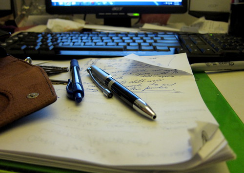 Clipboard and Pens by robnguyen01, on Flickr