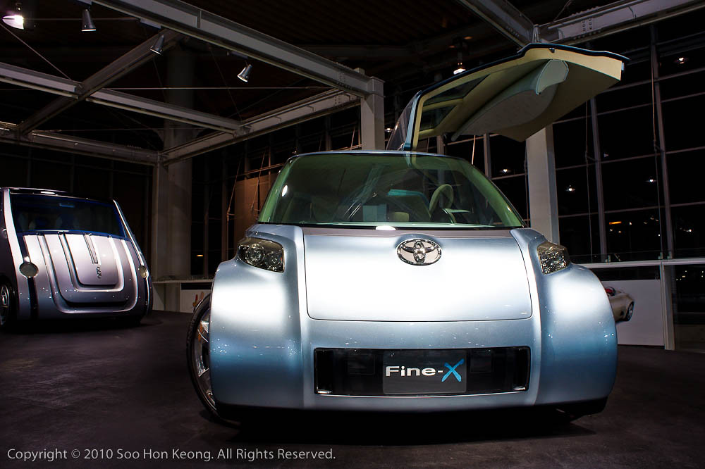 Toyota Fine-X (concept car) @ Mega Web, Odaiba, Tokyo, Japan