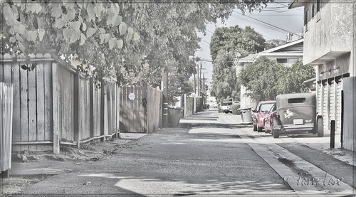Alleys and classic cars