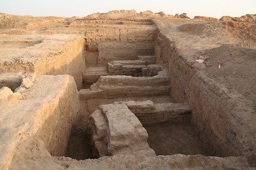 Palais sud du site archéologique de Mari, superposition des palais, ville 2 et ville 3 (mission archéologique française de Mari, 2007)