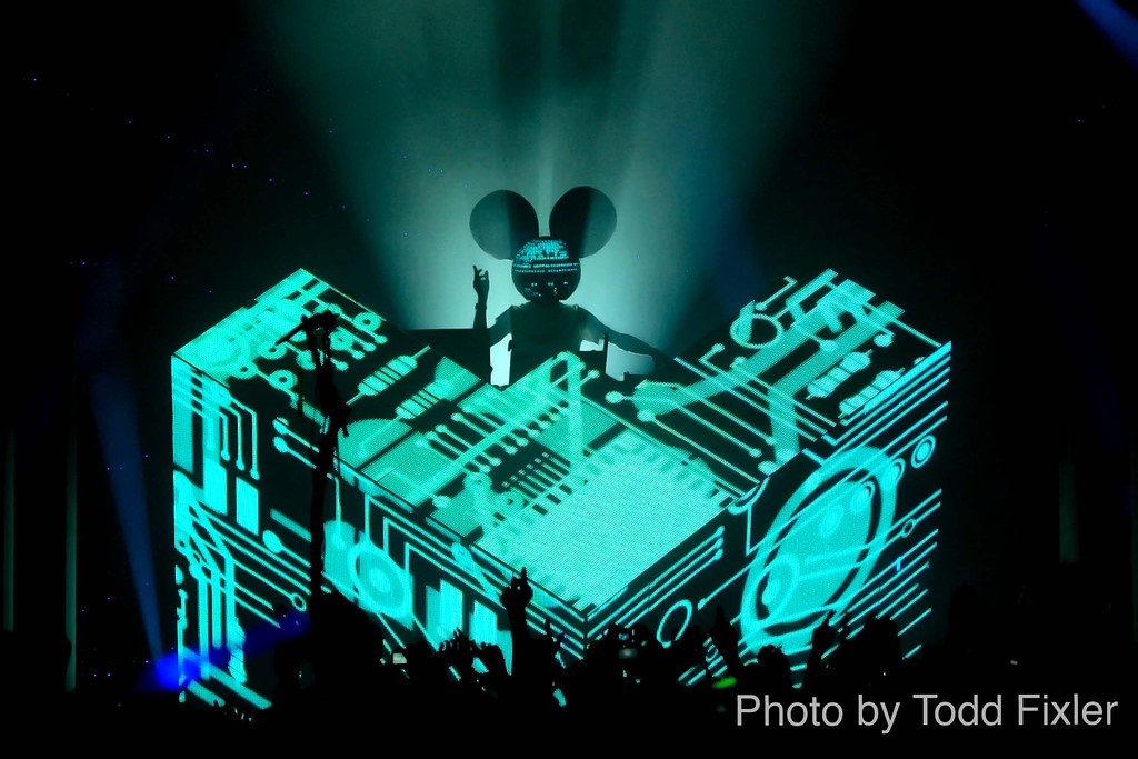DEADMAU5 is one of my favourite DJ’s / Artists at this moment. I can ...