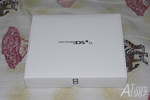 Nintendo DSi LL Love Plus + Manaka Deluxe Set