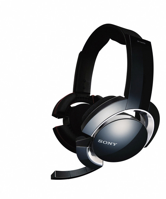 Audífonos Sony especiales para vídeo juegos: DR-GA500 y DR-GA200