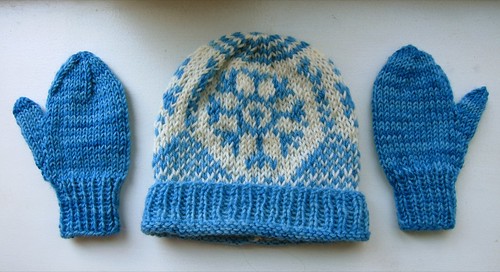 Stranded blue & white baby hat & mittens