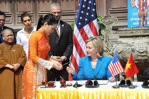 Secretary Clinton Prepares To Sign the U.S.-Vietnam PEPFAR Partnership Framework