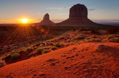 Monument Valley 24