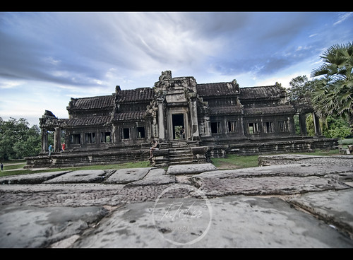 Angkor Wat Side Temple
