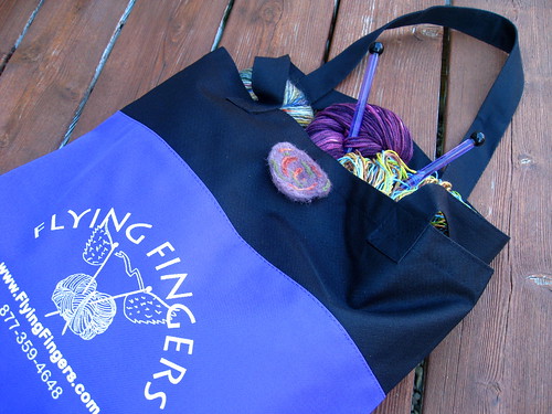 Needle-felted pin on yarn tote