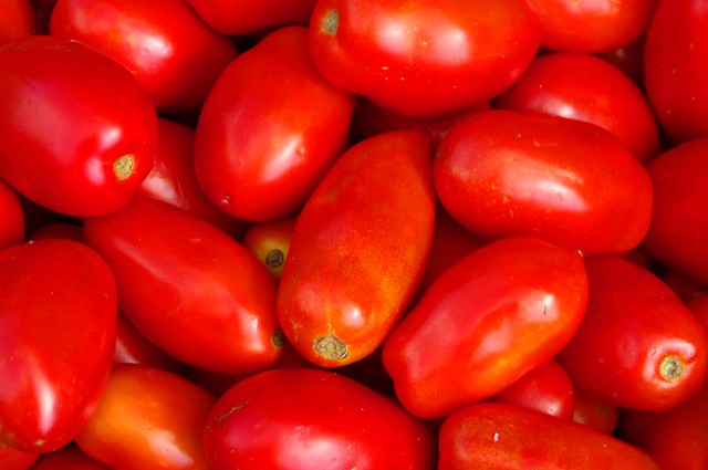 macro tomatoes
