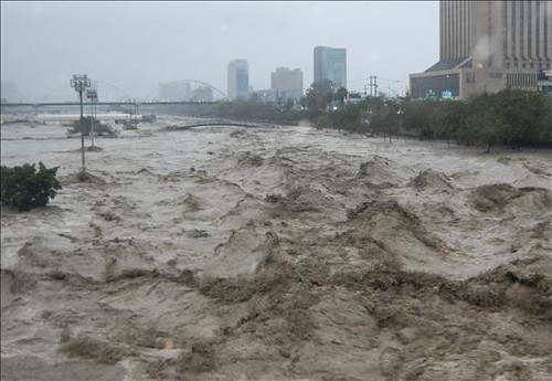 La tormenta tropical &quot;Alex&quot; se cobra su primera víctima en México y deja grandes daños