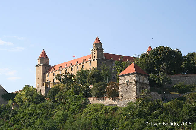 El castillo de Bratislava. © Paco Bellido, 2006