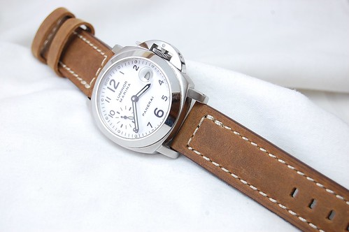 PAM 49 with Sportivo Vintage Tan 22mm