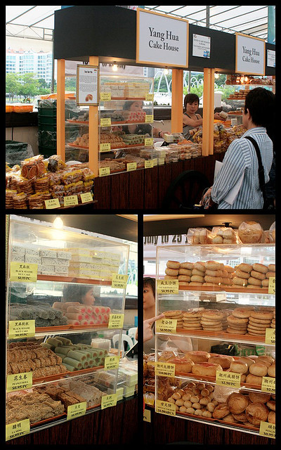 Traditional Chinese cakes and pastries