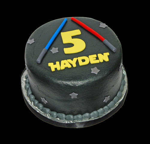 5th Birthday cake for a family Star Wars celebration