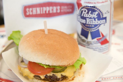 Schnipper's Cheseburger