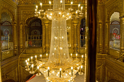 the golden temple inside. Inside Golden Temple
