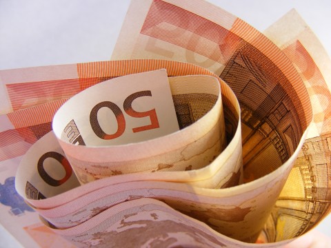 Money-50-Euro_32705-480x360
