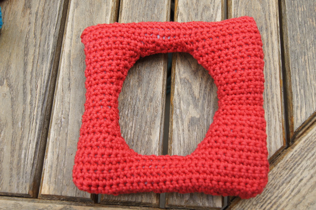Crochet shape sorter side