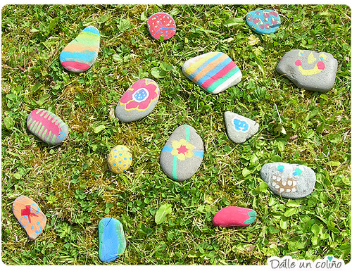 pintando pedras / painting stones