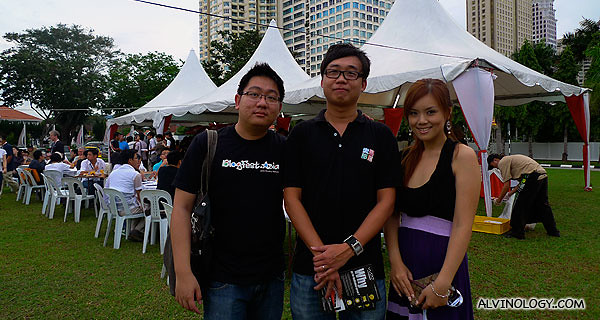 Silver and I with KK, one of the volunteers in the committee who put this event together