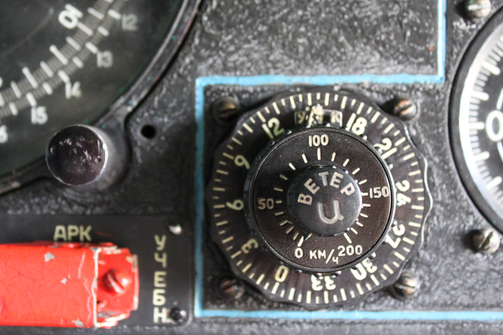 : Tu-124 navigation gauges