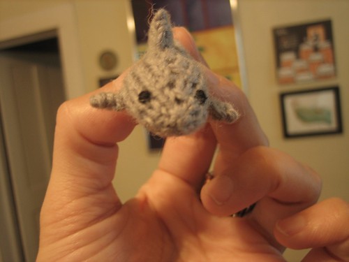 100818. sharky, knitted magnet! so many things i love.