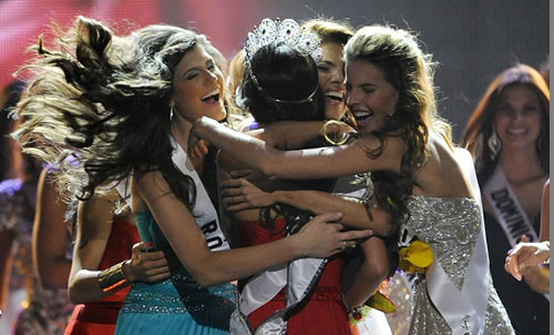 Miss Universe Jimena Navarrete celebration