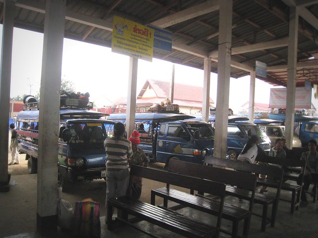 A la gare de bus de Luang Prabang