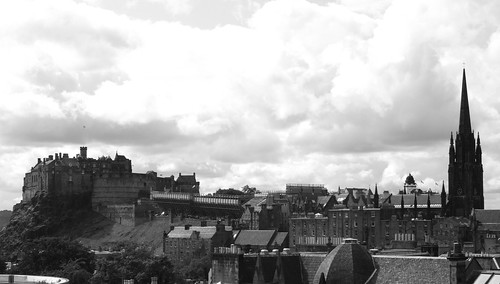 Edinburgh Castle from National Museum roof 01
