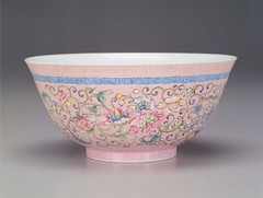 清乾隆-粉紅錦地番蓮碗