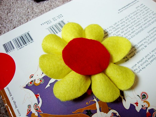 How to Make a Flower Pin 20