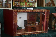 Book Roombox by Lydia Brophy