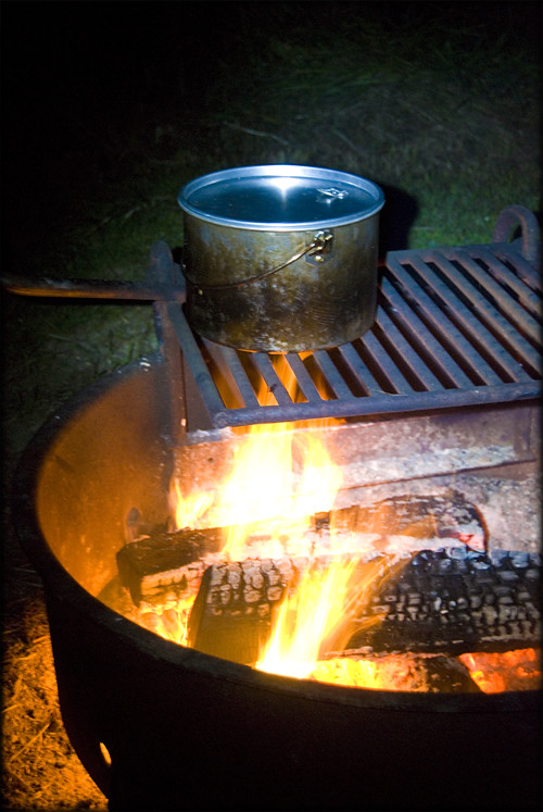 boiling-water-camping-iambossy