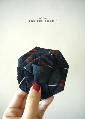 a*for...rose rock brooch 4