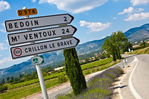All roads lead to Ventoux. Photo: A road sign in Provence points the way to Mont Ventoux. Photo: Hotel Crillon le Brave