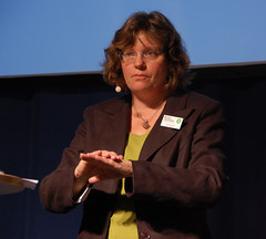 Katarina Kuick, en av författarna bakom boken Skriv om och om igen